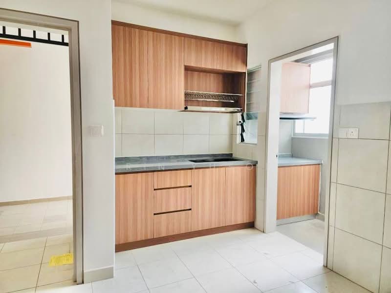 Apartment for Rent at Residensi Riamas - Erin Yusof - Kitchen - PropertyGuru.com.my