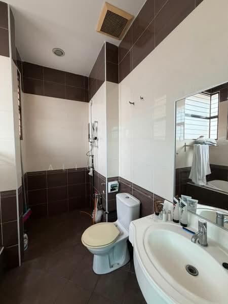 Terraced House for Sale in Segambut (Kuala Lumpur) - Alicia Soo - Bathroom - PropertyGuru.com.my