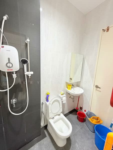 Cluster House for Sale in Setia Tropika (Johor Bahru) - Krystal Ho - Bathroom - PropertyGuru.com.my