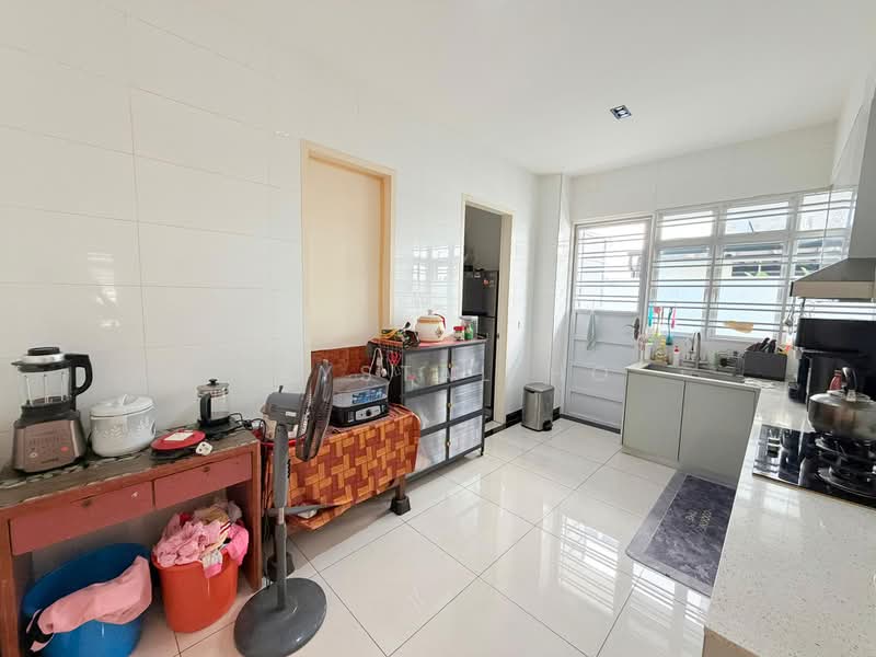 Cluster House for Sale in Setia Tropika (Johor Bahru) - Krystal Ho - Kitchen - PropertyGuru.com.my
