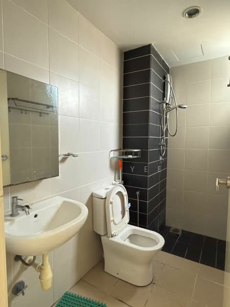 Servis Apartment untuk Disewa di Livia Residence @ C180 - Abby Yee - Bathroom - PropertyGuru.com.my