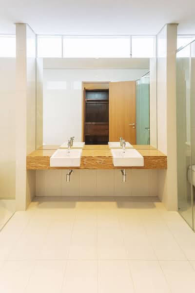Condominium for Sale at 8 Gurney (The Shore Condominium) - Allen Yeoh - Bathroom - PropertyGuru.com.my