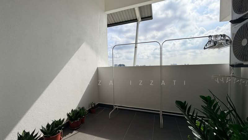 Kondominium untuk Disewa di Aspire Residence - Izzaza Izzati - Balcony - PropertyGuru.com.my
