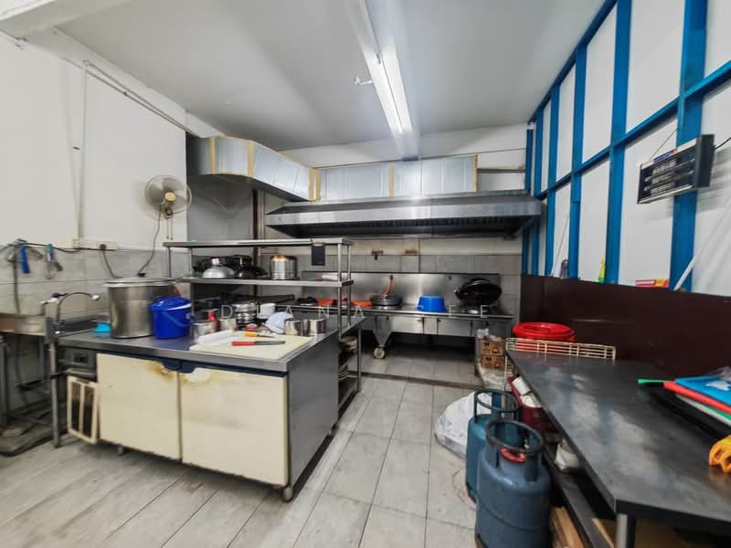 Shop for Rent in Port Klang (Pelabuhan Klang) (Selangor) - Diana See - Kitchen - PropertyGuru.com.my