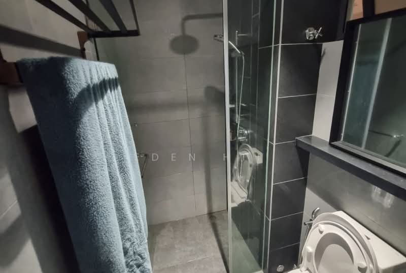 Servis Apartment untuk Disewa di Sunway Velocity TWO - Eden Hii - Bathroom - PropertyGuru.com.my