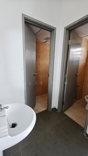 Shop for Sale in Nusa Bayu (Iskandar Puteri (Nusajaya)) - Julie Yew - Bathroom - PropertyGuru.com.my