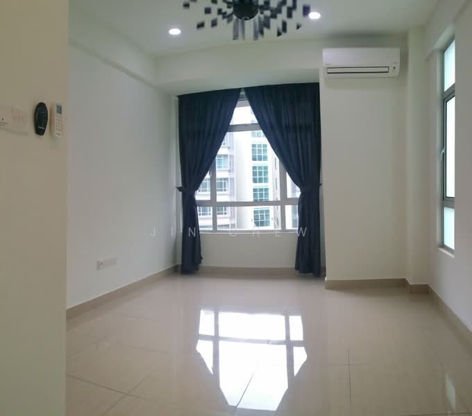 Apartment for Sale at Midori Green (Pangsapuri Hijauan) - Jin Chew - Living Room - PropertyGuru.com.my
