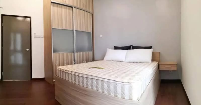 Service Residence for Rent at SkyVille 8 @ Benteng 8 - Jenny Chia - Bedroom - PropertyGuru.com.my