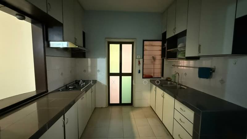 Condominium for Sale at Sunway Sutera Condominium - Alex Loo - Kitchen - PropertyGuru.com.my