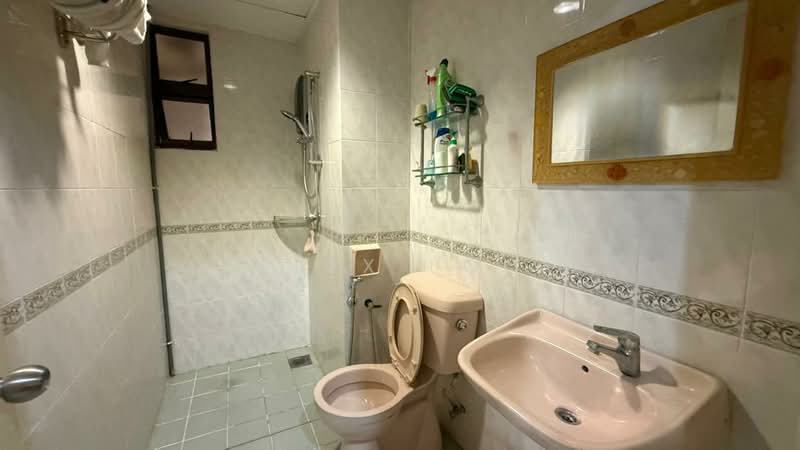 Condominium for Sale at Sunway Sutera Condominium - Alex Loo - Bathroom - PropertyGuru.com.my