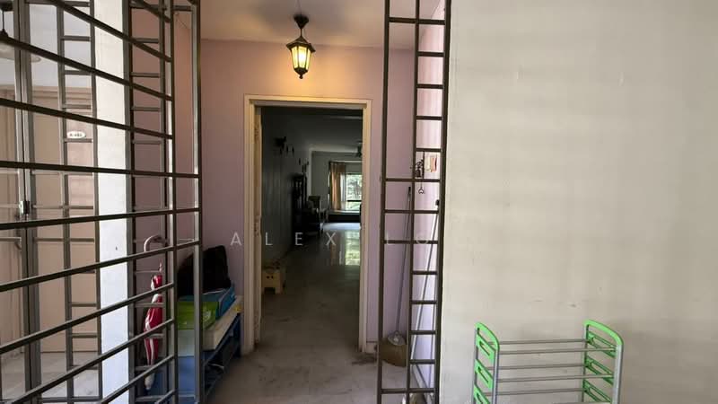 Condominium for Sale at Sunway Sutera Condominium - Alex Loo - Entrance - PropertyGuru.com.my