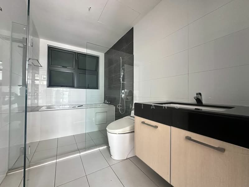 Apartment for Sale at Molek Pine 4 - Anne Chiang - Bathroom - PropertyGuru.com.my