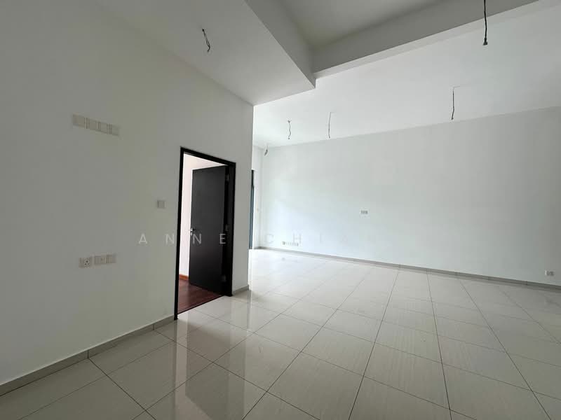 Apartment for Sale at Molek Pine 4 - Anne Chiang - Living Room - PropertyGuru.com.my