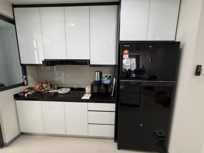 Servis Apartment untuk Disewa di United Point (Residensi Berpadu) - BC TAN - Kitchen - PropertyGuru.com.my