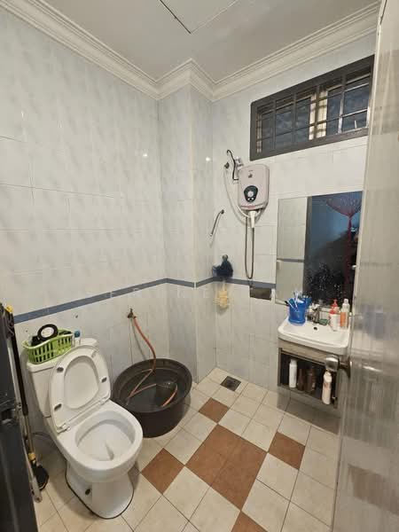 Rumah Teres 2 Tingkat untuk Dijual di Taman Seri Orkid (Skudai) - Serine Tan - Bathroom - PropertyGuru.com.my