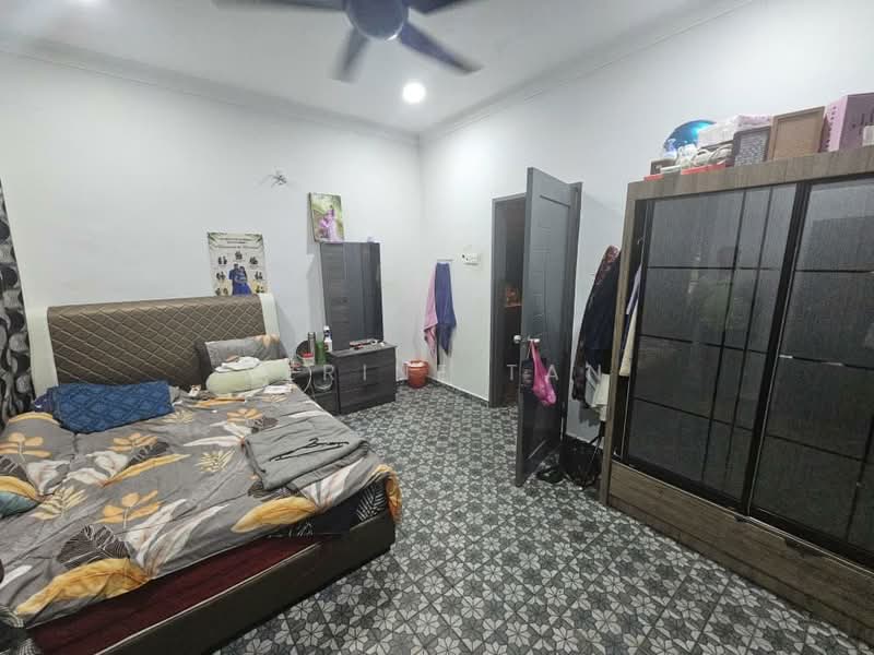Rumah Teres 2 Tingkat untuk Dijual di Taman Seri Orkid (Skudai) - Serine Tan - Bedroom - PropertyGuru.com.my