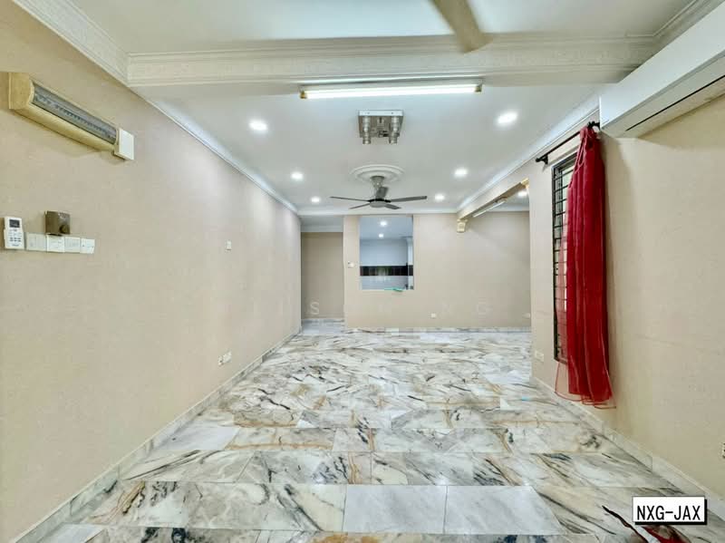 1-storey Terraced House for Sale in Bandar Bukit Raja (Klang) - Wilson Ng - Living Room - PropertyGuru.com.my