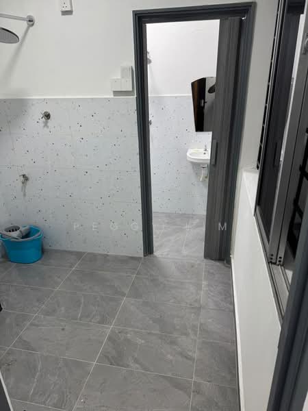 Kedai / Pejabat untuk Disewa di Kuala Lumpur (Kuala Lumpur) - Peggy Lim - Bathroom - PropertyGuru.com.my