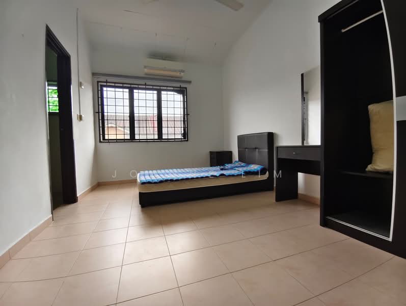Rumah Teres 2 Tingkat untuk Dijual di Ayer Keroh (Melaka) - Joanne Lim - PropertyGuru.com.my