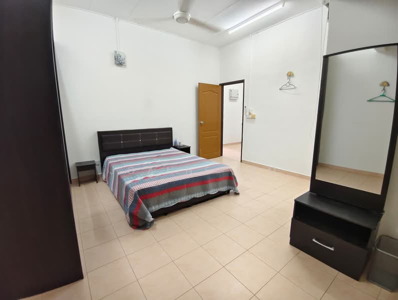 Rumah Teres 2 Tingkat untuk Dijual di Ayer Keroh (Melaka) - Joanne Lim - PropertyGuru.com.my