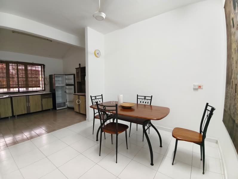 Rumah Teres 2 Tingkat untuk Dijual di Ayer Keroh (Melaka) - Joanne Lim - PropertyGuru.com.my