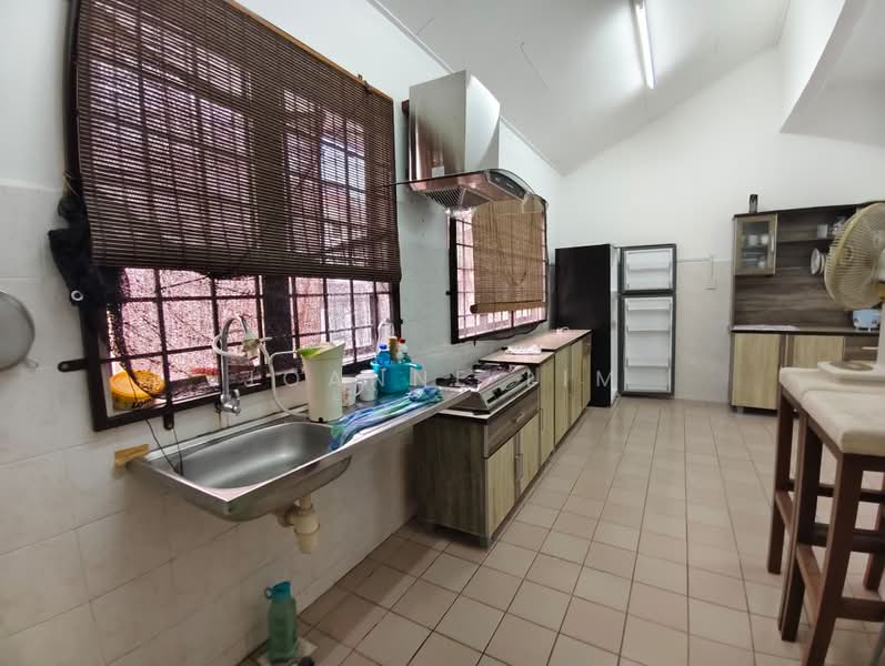 Rumah Teres 2 Tingkat untuk Dijual di Ayer Keroh (Melaka) - Joanne Lim - PropertyGuru.com.my