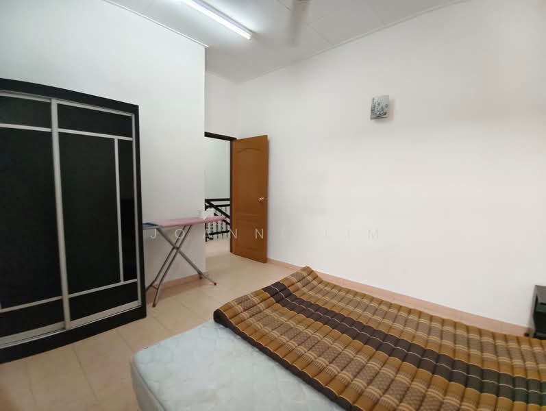 Rumah Teres 2 Tingkat untuk Dijual di Ayer Keroh (Melaka) - Joanne Lim - PropertyGuru.com.my