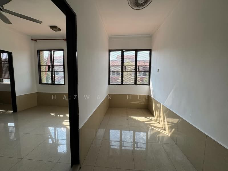 2-storey Terraced House for Sale in Bukit Jelutong (Shah Alam) - Hazwan Hilmi - Interior - PropertyGuru.com.my