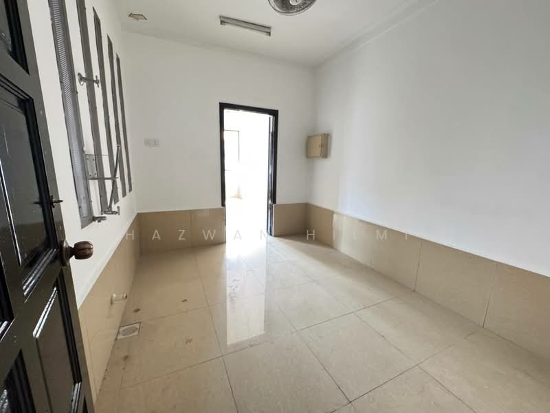 2-storey Terraced House for Sale in Bukit Jelutong (Shah Alam) - Hazwan Hilmi - Interior - PropertyGuru.com.my
