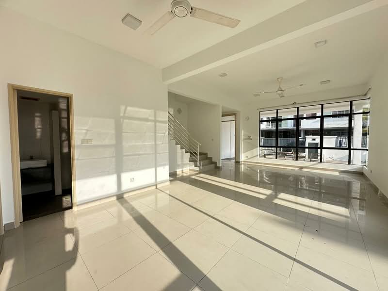 Rumah Teres 2 Tingkat untuk Disewa di M Residence (Rawang) - Steven Lee - Living Room - PropertyGuru.com.my