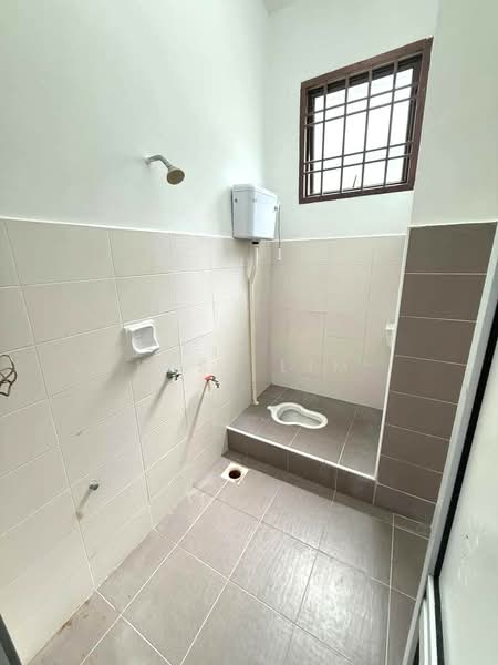 2-storey Terraced House for Sale in Bukit Indah (Iskandar Puteri (Nusajaya)) - Karl Lim - Bathroom - PropertyGuru.com.my