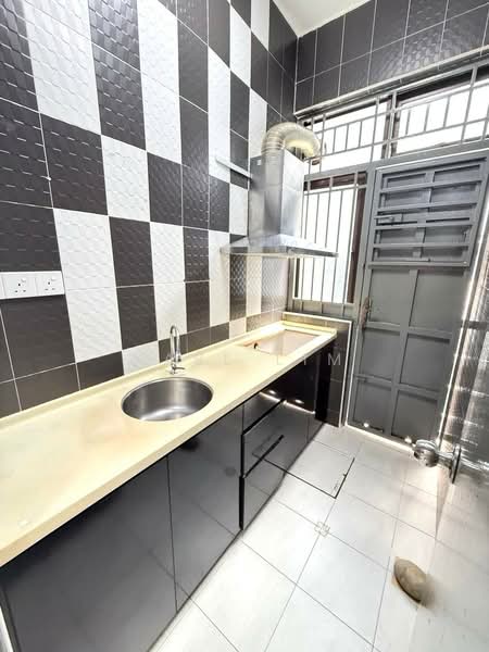 2-storey Terraced House for Sale in Bukit Indah (Iskandar Puteri (Nusajaya)) - Karl Lim - Kitchen - PropertyGuru.com.my