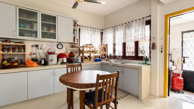 Bungalow for Sale in SS7 (Petaling Jaya) - Firdaus Husin - Kitchen - PropertyGuru.com.my