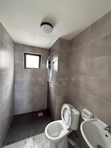 Kondominium untuk Disewa di The Olive - Tang Ming Fung - Bathroom - PropertyGuru.com.my