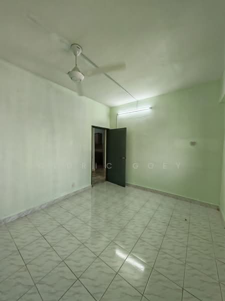 Apartment for Rent at Pangsapuri Villa Angkasa - Cedric Goey - PropertyGuru.com.my