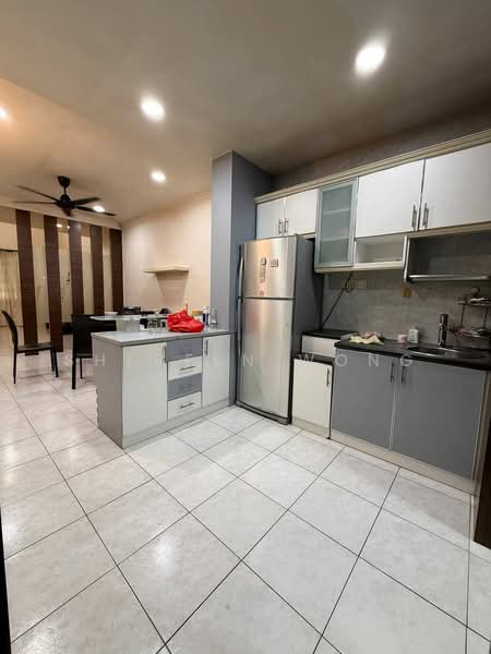 1.5-storey Terraced House for Rent in Taman Pelangi Indah (Ulu Tiram) - Shereen Wong - Kitchen - PropertyGuru.com.my