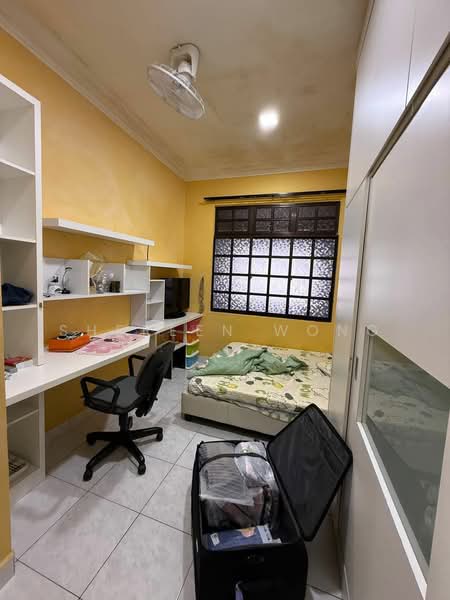 1.5-storey Terraced House for Rent in Taman Pelangi Indah (Ulu Tiram) - Shereen Wong - Bedroom - PropertyGuru.com.my