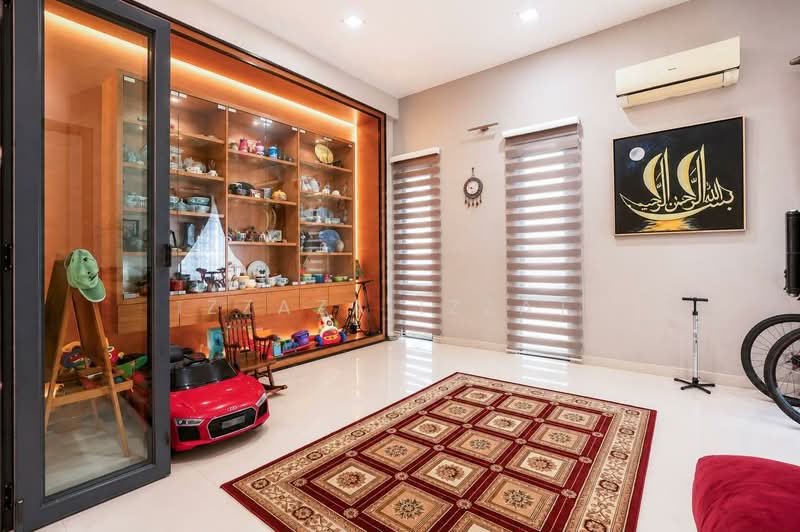 Bungalow for Sale in Anjung Melati (Gombak) - Izzaza Izzati - Living Room - PropertyGuru.com.my