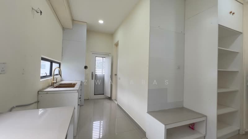 Rumah Berkembar untuk Dijual di Puncak Alam (Selangor) - Azwa Abas - Kitchen - PropertyGuru.com.my