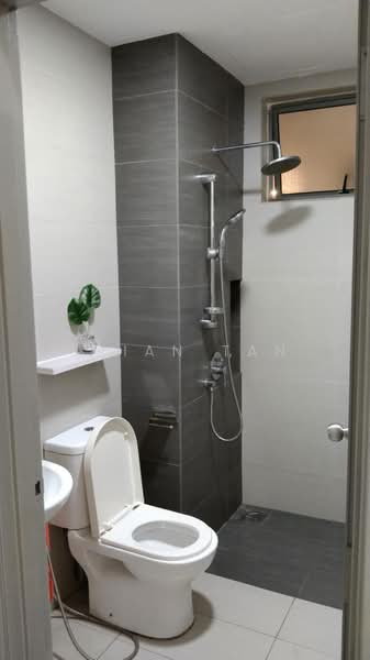 Service Residence for Rent at Cybersquare - Brian Tan - Bathroom - PropertyGuru.com.my