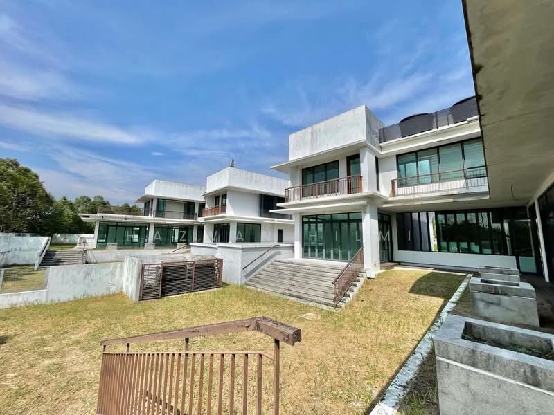 Bungalow for Sale in Bukit Jelutong (Shah Alam) - Hazwan Hilmi - Exterior - PropertyGuru.com.my
