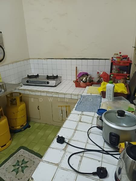 1-storey Terraced House for Sale in Taman Sri Tebrau (Johor Bahru) - Edwin Toh - Kitchen - PropertyGuru.com.my