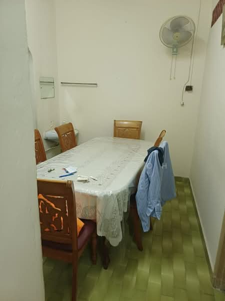 1-storey Terraced House for Sale in Taman Sri Tebrau (Johor Bahru) - Edwin Toh - Dining Room - PropertyGuru.com.my