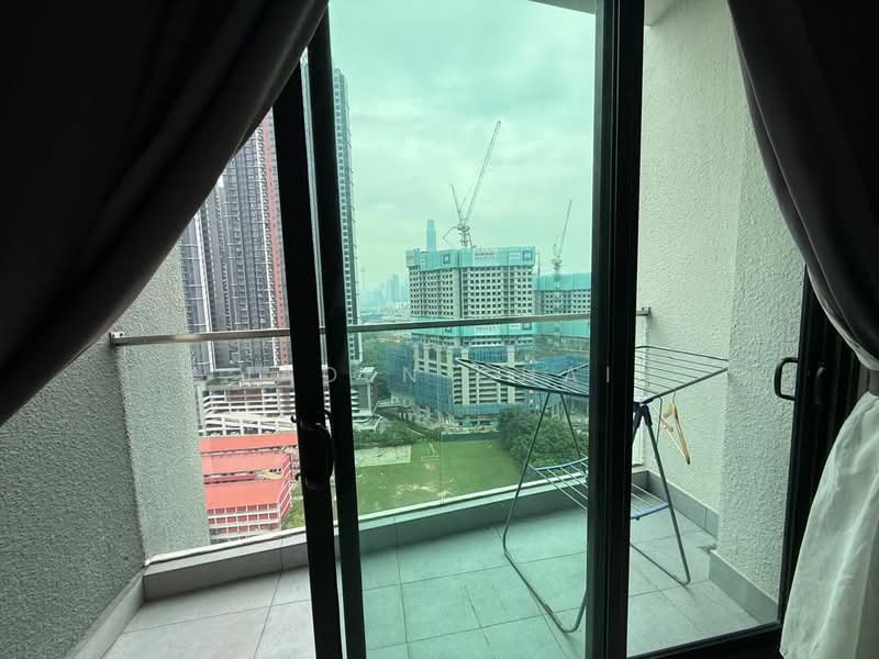 Servis Apartment untuk Dijual di Lavile Kuala Lumpur - Jaden Chai - Balcony - PropertyGuru.com.my