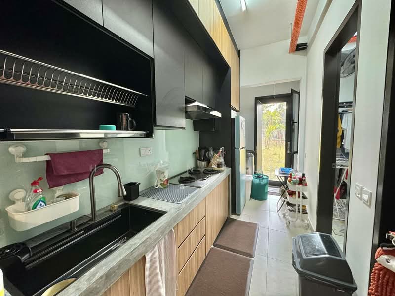 2-storey Terraced House for Sale in Bukit Jelutong (Shah Alam) - Hazwan Hilmi - Kitchen - PropertyGuru.com.my