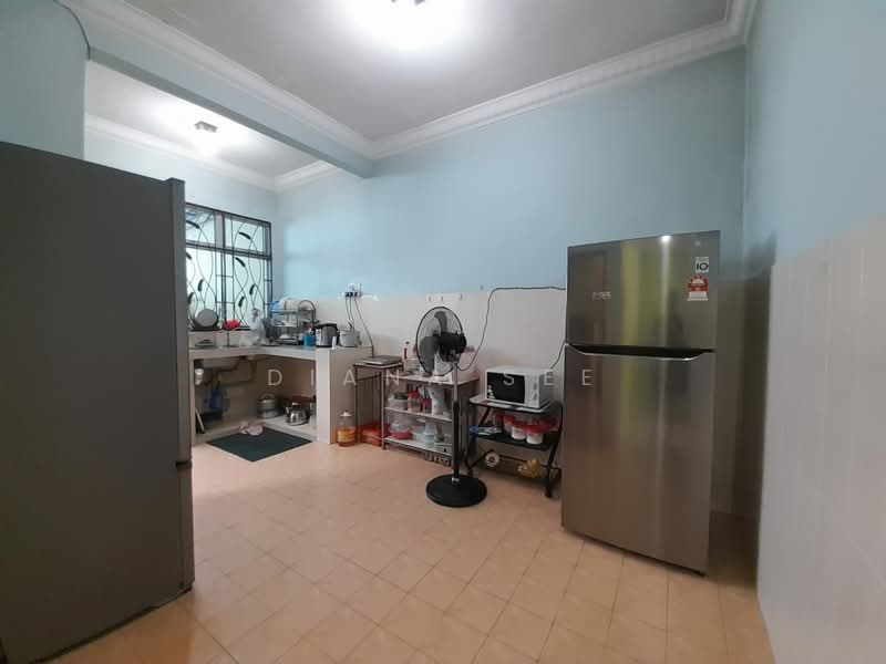 Rumah Teres 2 Tingkat untuk Dijual di Bandar Bukit Tinggi 2 (Klang) - Diana See - Kitchen - PropertyGuru.com.my