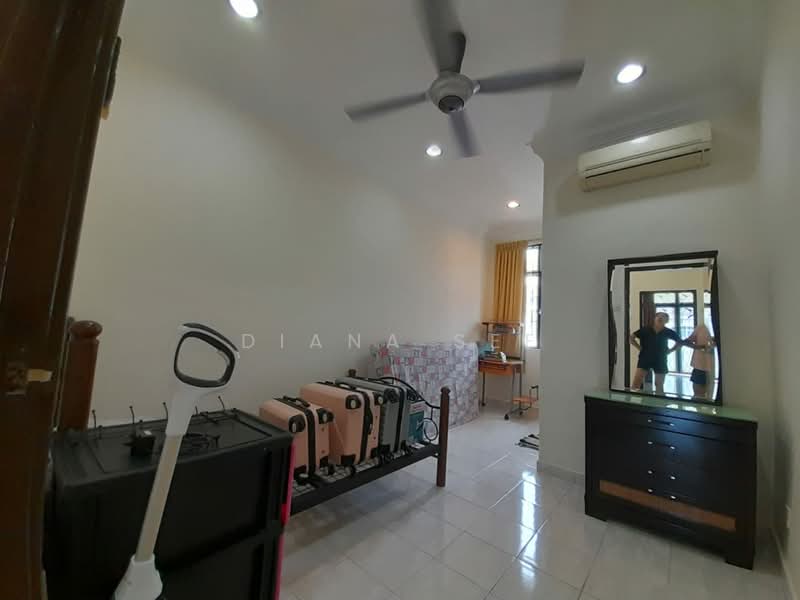 Rumah Teres 2 Tingkat untuk Dijual di Bandar Bukit Tinggi 2 (Klang) - Diana See - Bedroom - PropertyGuru.com.my