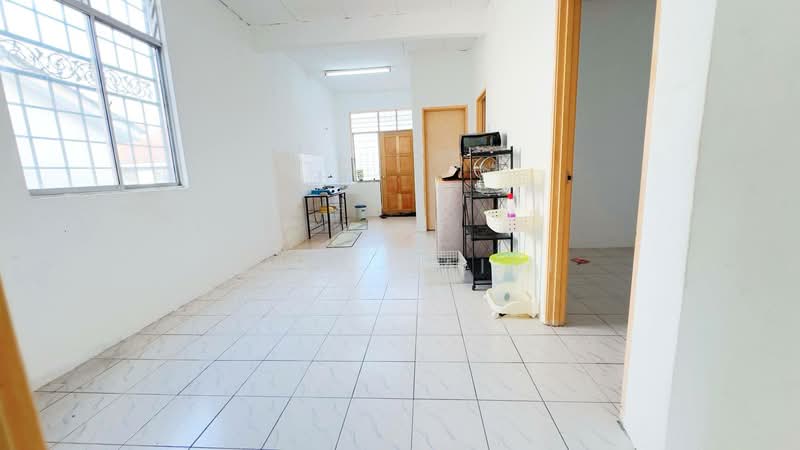 Rumah Teres untuk Dijual di Taman Politeknik (Telok Kemang) - Hana Zaini - Kitchen - PropertyGuru.com.my