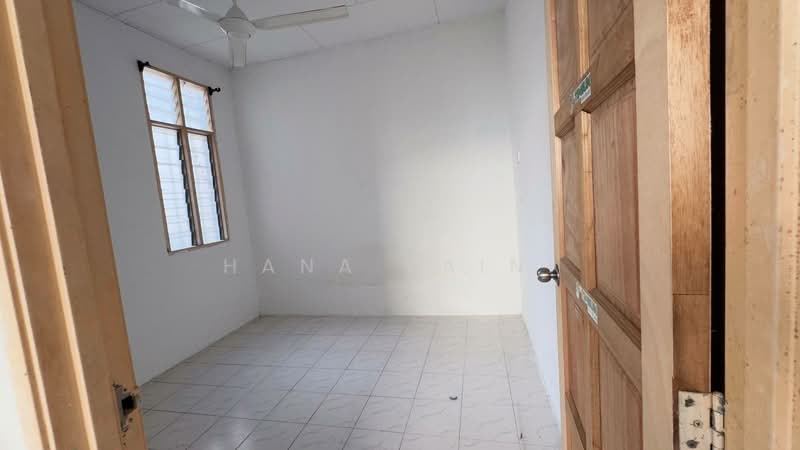 Rumah Teres untuk Dijual di Taman Politeknik (Telok Kemang) - Hana Zaini - Interior - PropertyGuru.com.my