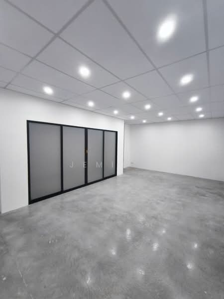 Factory for Rent in Eco Business Park 1 (Johor Bahru) - Jemie . - Interior - PropertyGuru.com.my